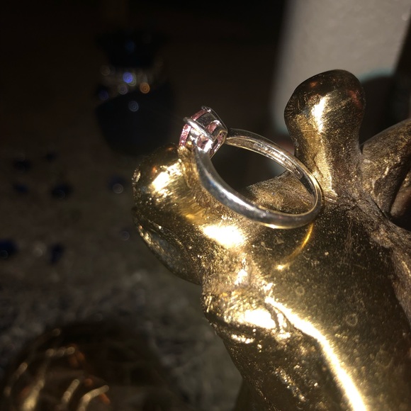 Sapphire Ring - Picture 7 of 9